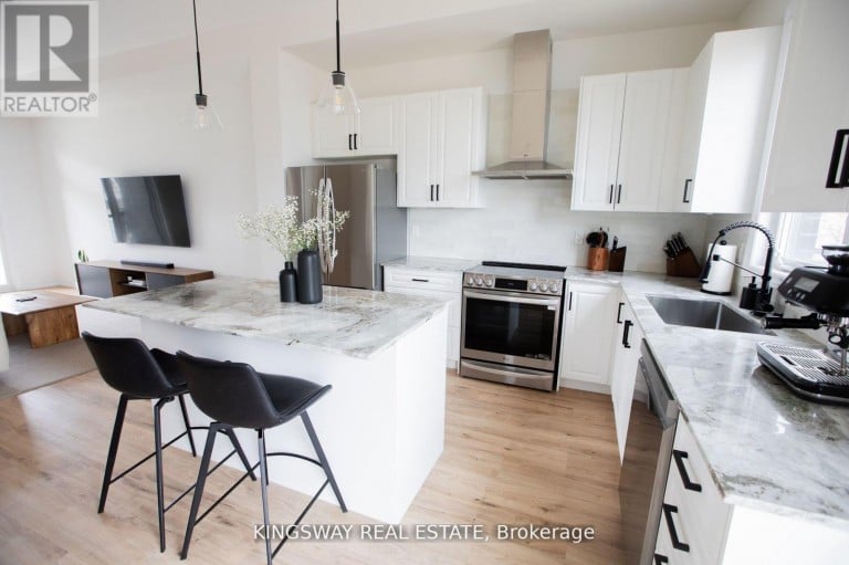 27 PARADOX STREET, Vaughan (Elder Mills), Ontario, L4L1A7