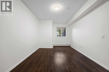121, 126 14 Avenue SW Calgary Alberta photo 19