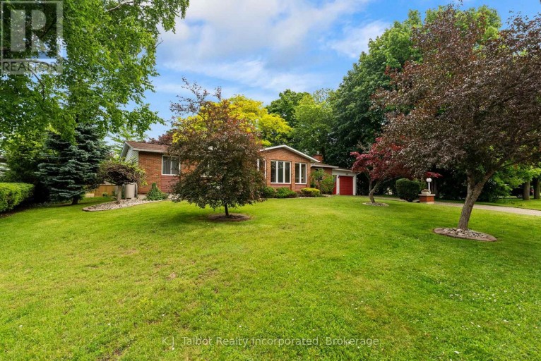 232 PICTON STREET W, Goderich (Goderich (Town)), Ontario, N7A2C8