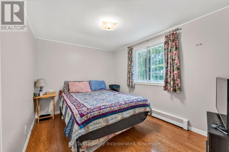 232 PICTON STREET W, Goderich (Goderich (Town)), Ontario, N7A2C8