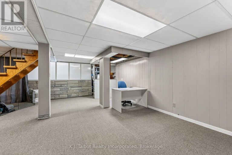 232 PICTON STREET W, Goderich (Goderich (Town)), Ontario, N7A2C8
