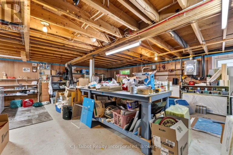 232 PICTON STREET W, Goderich (Goderich (Town)), Ontario, N7A2C8