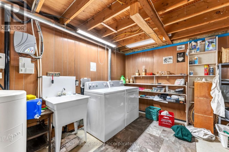 232 PICTON STREET W, Goderich (Goderich (Town)), Ontario, N7A2C8