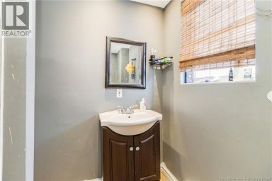 490 Golf Street Bathurst New Brunswick photo 18