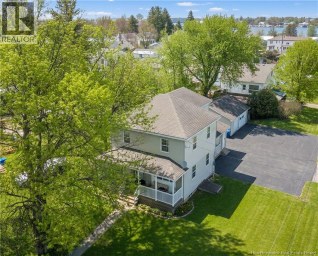 490 Golf Street Bathurst New Brunswick photo 2