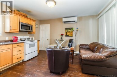 490 Golf Street Bathurst New Brunswick photo 20