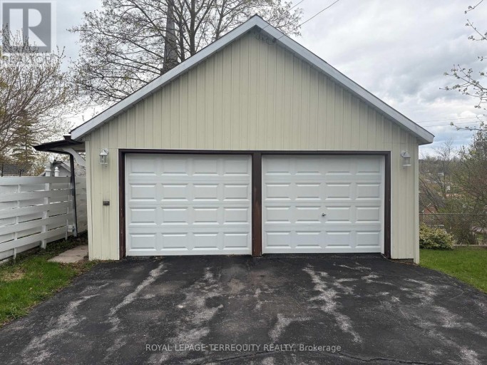 16 BOOTH STREET S, Trent Hills (Campbellford), Ontario, K0L1L0