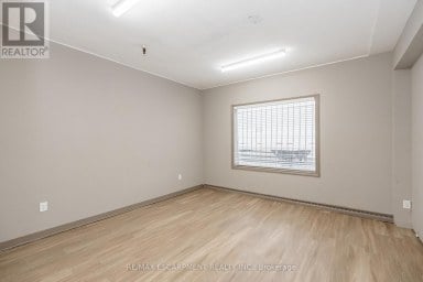 18 LINDEN STREET Hamilton (Crown Point) Ontario photo 17
