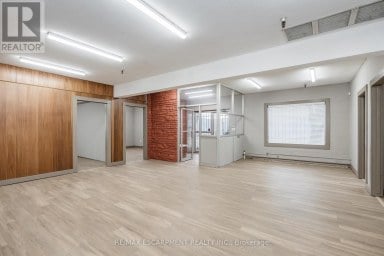 18 LINDEN STREET Hamilton (Crown Point) Ontario photo 9