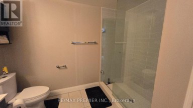 339 - 4800 HIGHWAY 7 W Vaughan (East Woodbridge) Ontario photo 9