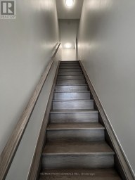 121 - 62 DIXFIELD DRIVE Toronto (Eringate-Centennial-West Deane) Ontario photo 2