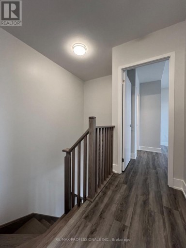 121 - 62 DIXFIELD DRIVE, Toronto (Eringate-Centennial-West Deane), Ontario, M9C3W1