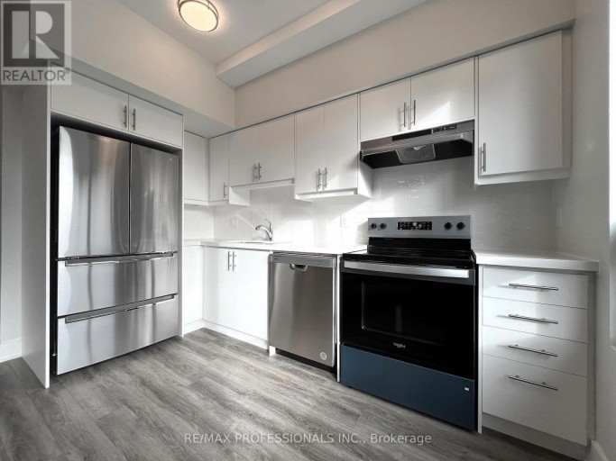 102 - 62 DIXFIELD DRIVE, Toronto (Eringate-Centennial-West Deane), Ontario, M9C3W1