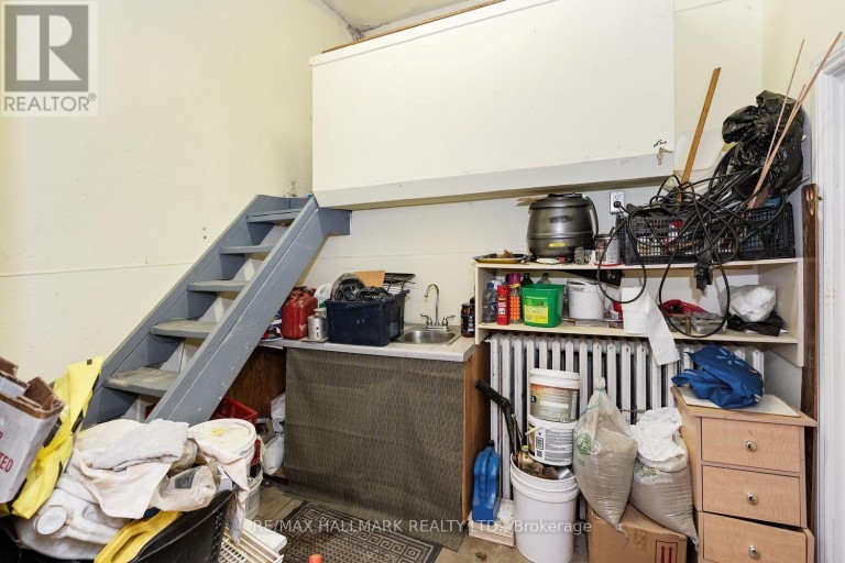 534 ANNETTE STREET, Toronto (Runnymede-Bloor West Village), Ontario, M6S2C2