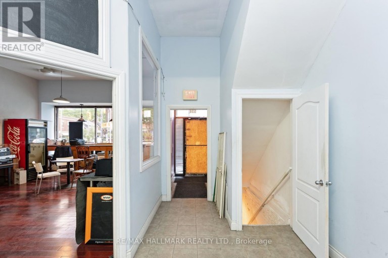 534 ANNETTE STREET, Toronto (Runnymede-Bloor West Village), Ontario, M6S2C2