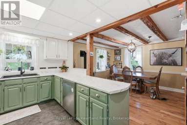 482 CONCESSION 8 Brockton Ontario photo 17
