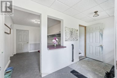 482 CONCESSION 8 Brockton Ontario photo 29