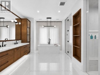 201 HILLHURST BOULEVARD Toronto (Bedford Park-Nortown) Ontario photo 27