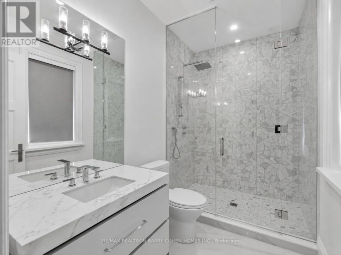 201 HILLHURST BOULEVARD, Toronto (Bedford Park-Nortown), Ontario, M5N1P3