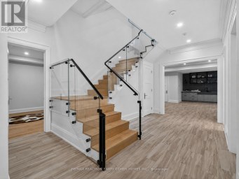201 HILLHURST BOULEVARD Toronto (Bedford Park-Nortown) Ontario photo 36