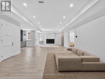 201 HILLHURST BOULEVARD Toronto (Bedford Park-Nortown) Ontario photo 37