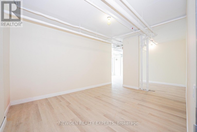 319 - 996 MARTIN GROVE ROAD, Toronto (West Humber-Clairville), Ontario, M9W4V8