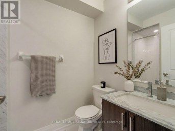 UPPER - 59 CREEKBANK ROAD Toronto (Rustic) Ontario photo 12