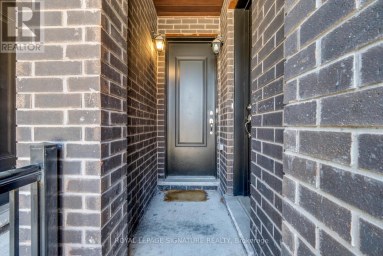 UPPER - 59 CREEKBANK ROAD Toronto (Rustic) Ontario photo 18