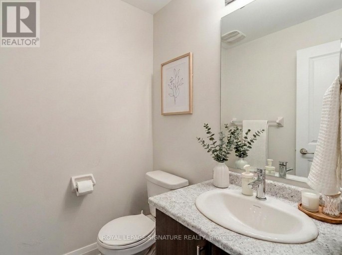 UPPER - 59 CREEKBANK ROAD, Toronto (Rustic), Ontario, M6L0A4