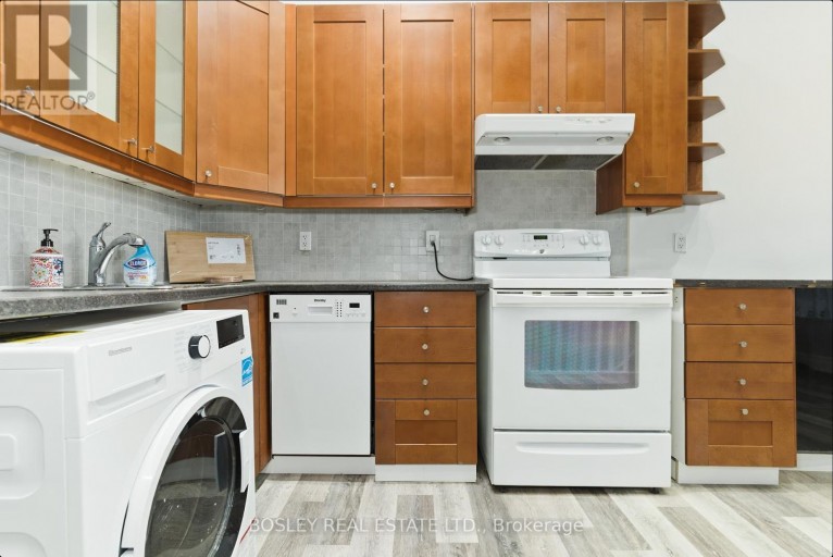 179 QUEEN STREET E, Toronto (Moss Park), Ontario, M5A1S2