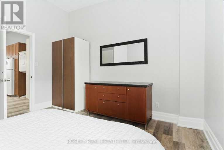 179 QUEEN STREET E, Toronto (Moss Park), Ontario, M5A1S2