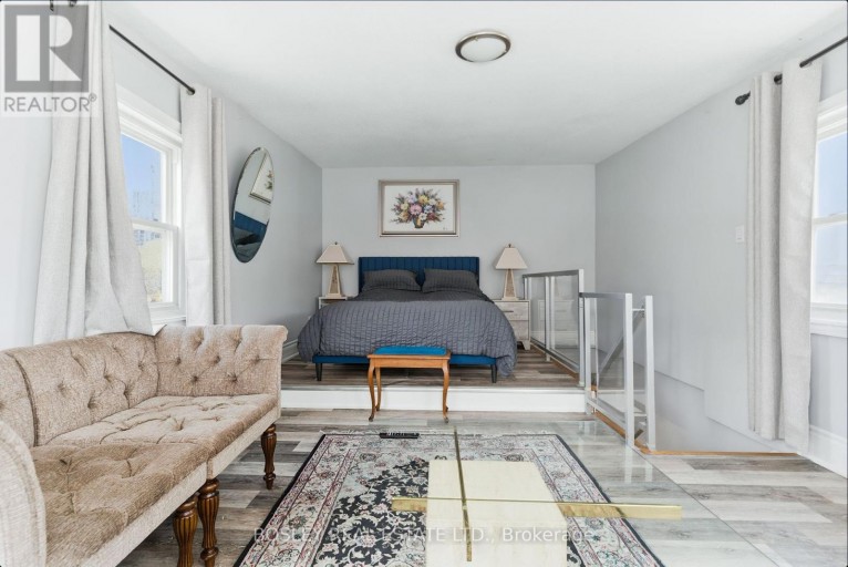 179 QUEEN STREET E, Toronto (Moss Park), Ontario, M5A1S2