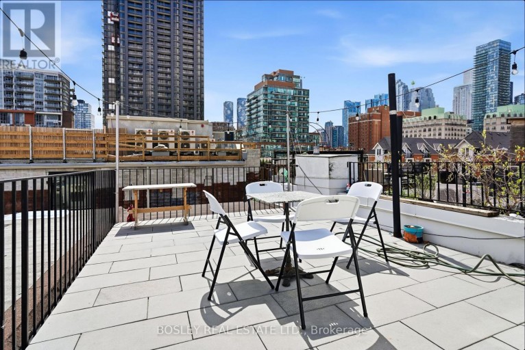 179 QUEEN STREET E, Toronto (Moss Park), Ontario, M5A1S2