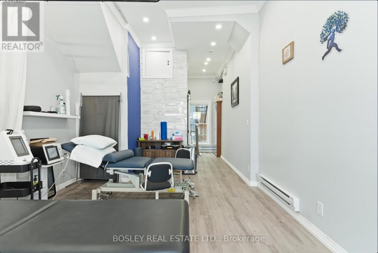 179 QUEEN STREET E, Toronto (Moss Park), Ontario, M5A1S2