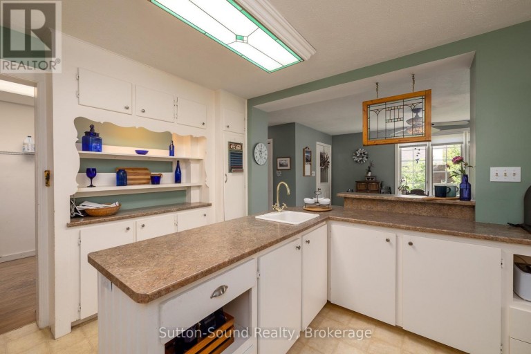 1762 6TH AVENUE E, Owen Sound, Ontario, N4K2V8