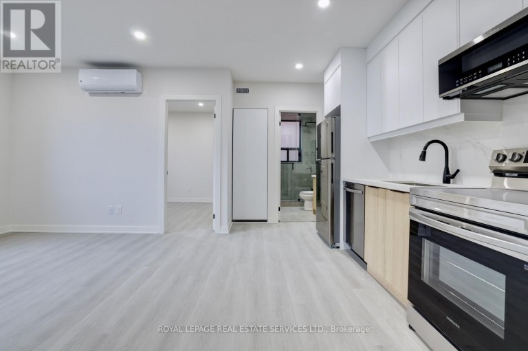 9 - 20 DUKE STREET, Hamilton (Durand), Ontario, L8P1X1