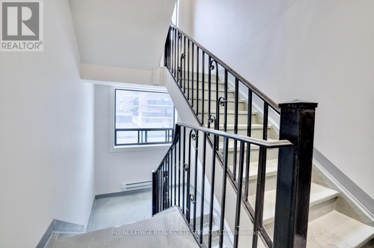 9 - 20 DUKE STREET, Hamilton (Durand), Ontario, L8P1X1