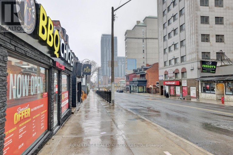 9 - 20 DUKE STREET, Hamilton (Durand), Ontario, L8P1X1