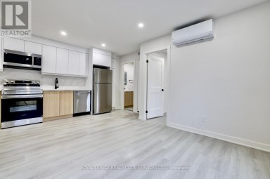 21 - 20 DUKE STREET Hamilton (Durand) Ontario photo 34