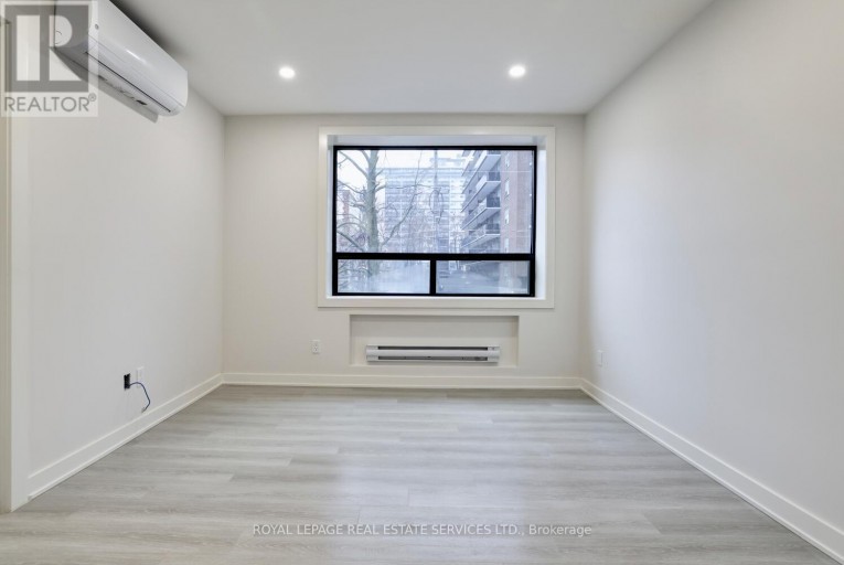 21 - 20 DUKE STREET, Hamilton (Durand), Ontario, L8P1X1