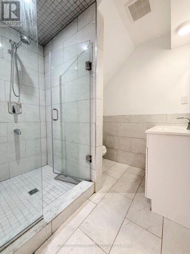 21 COLINAYRE CRESCENT, Toronto (L'Amoreaux), Ontario, M1T3A7