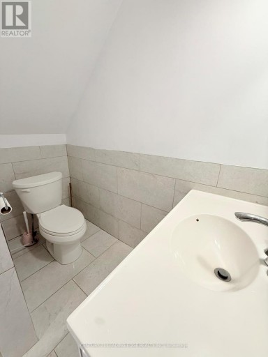21 COLINAYRE CRESCENT, Toronto (L'Amoreaux), Ontario, M1T3A7