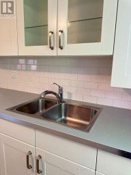 2ND FLOOR - 407 WOODBINE AVENUE Toronto (The Beaches) Ontario photo 7