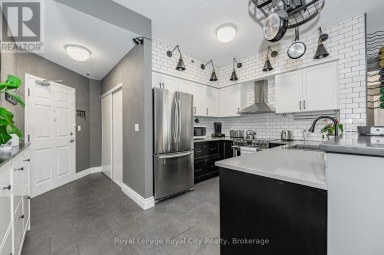 102 - 308 WATSON PARKWAY N Guelph (Grange Road) Ontario photo 2