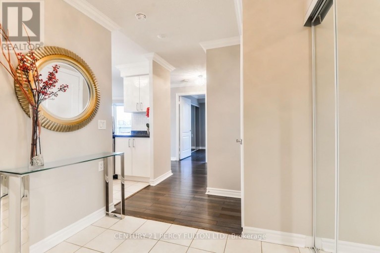 212 - 1030 SHEPPARD AVENUE, Toronto (Bathurst Manor), Ontario, M3H2T6