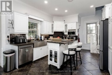 127 WEST GORE STREET Stratford Ontario photo 11