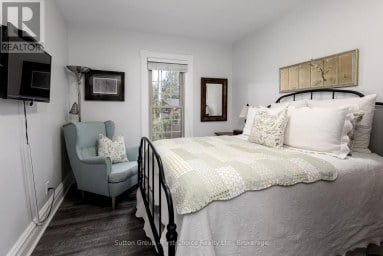 127 WEST GORE STREET Stratford Ontario photo 28