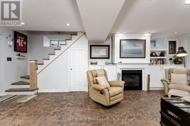 127 WEST GORE STREET Stratford Ontario photo 35