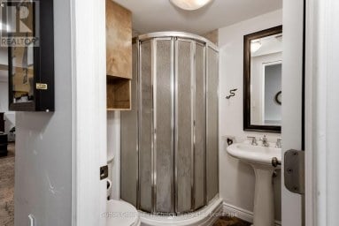 127 WEST GORE STREET Stratford Ontario photo 37