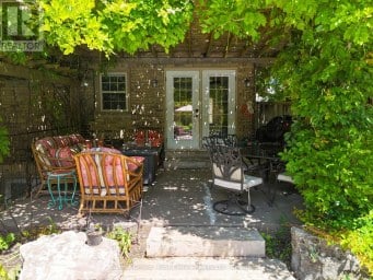 127 WEST GORE STREET Stratford Ontario photo 39